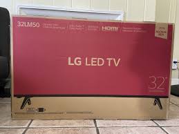 LG smart TV (32 inches)